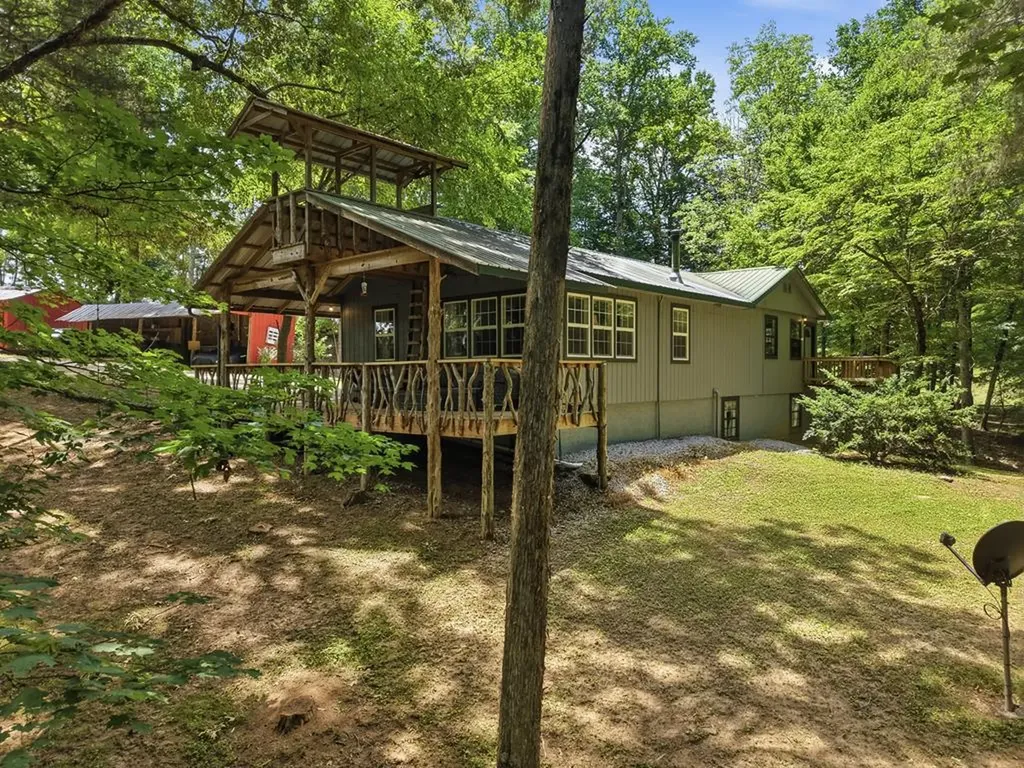 2543 S Bunker Hill Road Sparta TN 38583