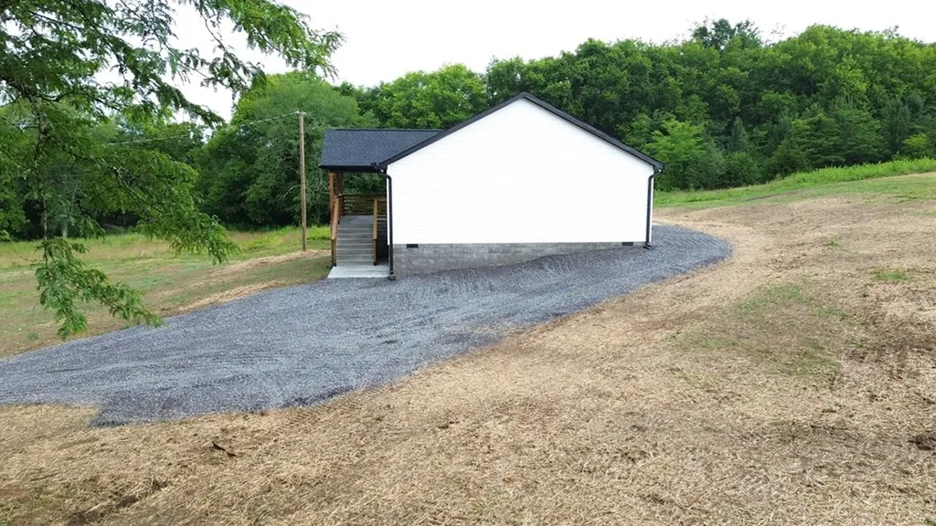 797 Smith Bend Lane Gainesboro TN 38562