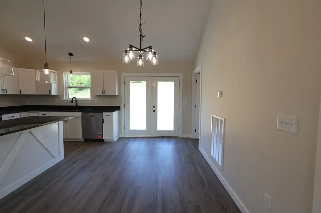 817 Smith Bend Lane Gainesboro TN 38562
