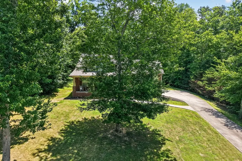 7117 Coleman Circle Baxter TN 38544