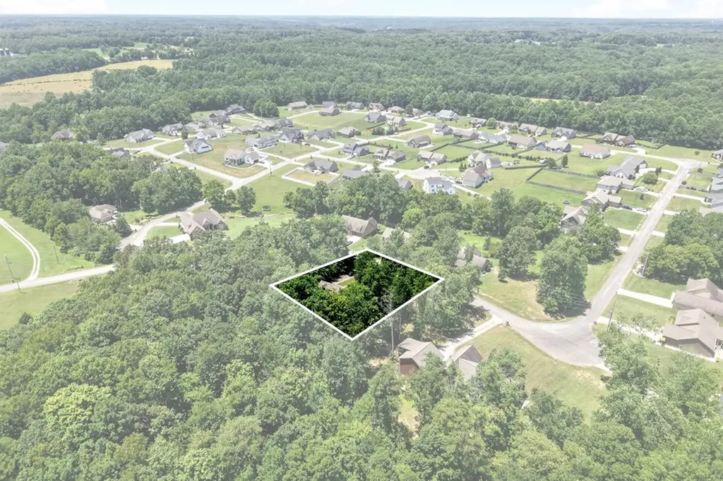 7117 Coleman Circle Baxter TN 38544