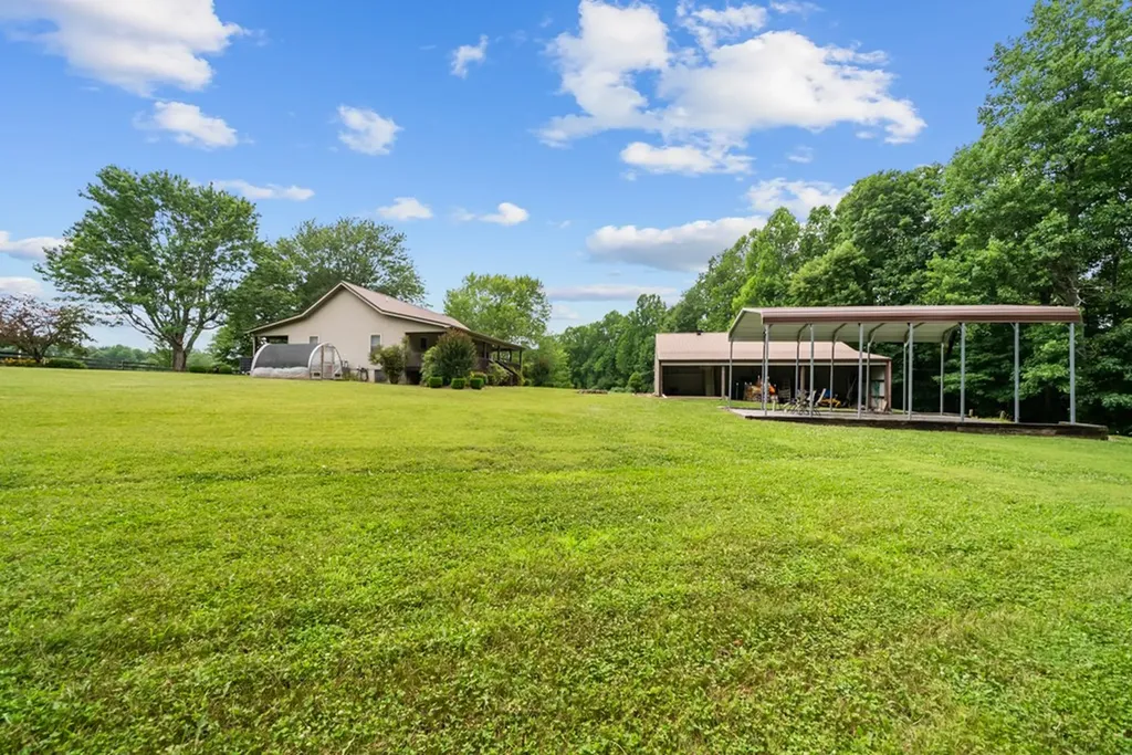 600 Dave Garrett Road Crossville TN 38571