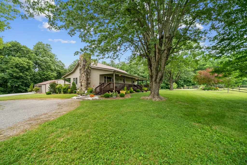 600 Dave Garrett Road Crossville TN 38571