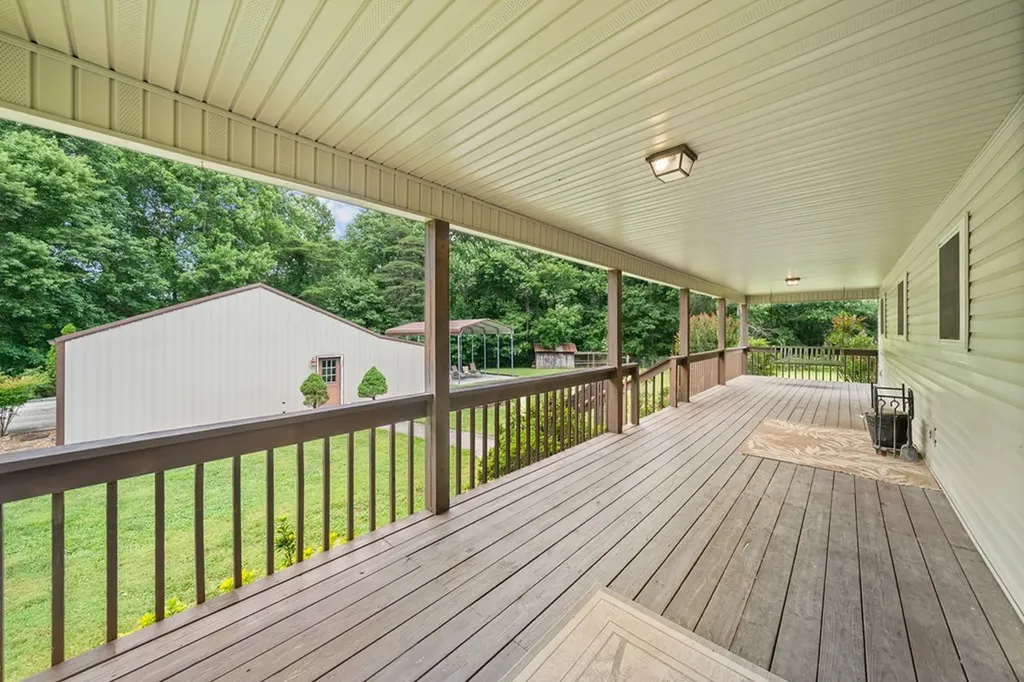 600 Dave Garrett Road Crossville TN 38571