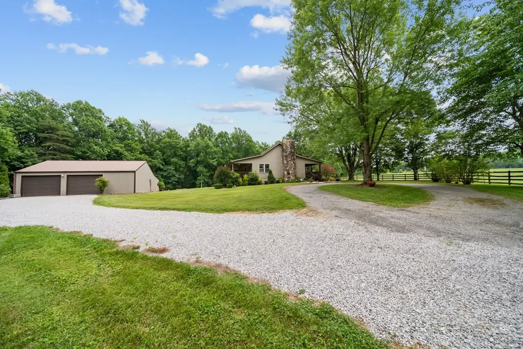 600 Dave Garrett Road Crossville TN 38571