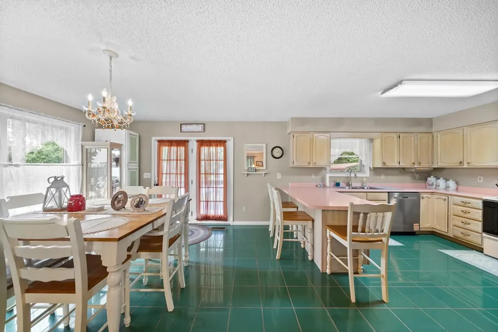 600 Dave Garrett Road Crossville TN 38571