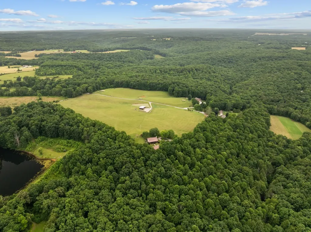 600 Dave Garrett Road Crossville TN 38571