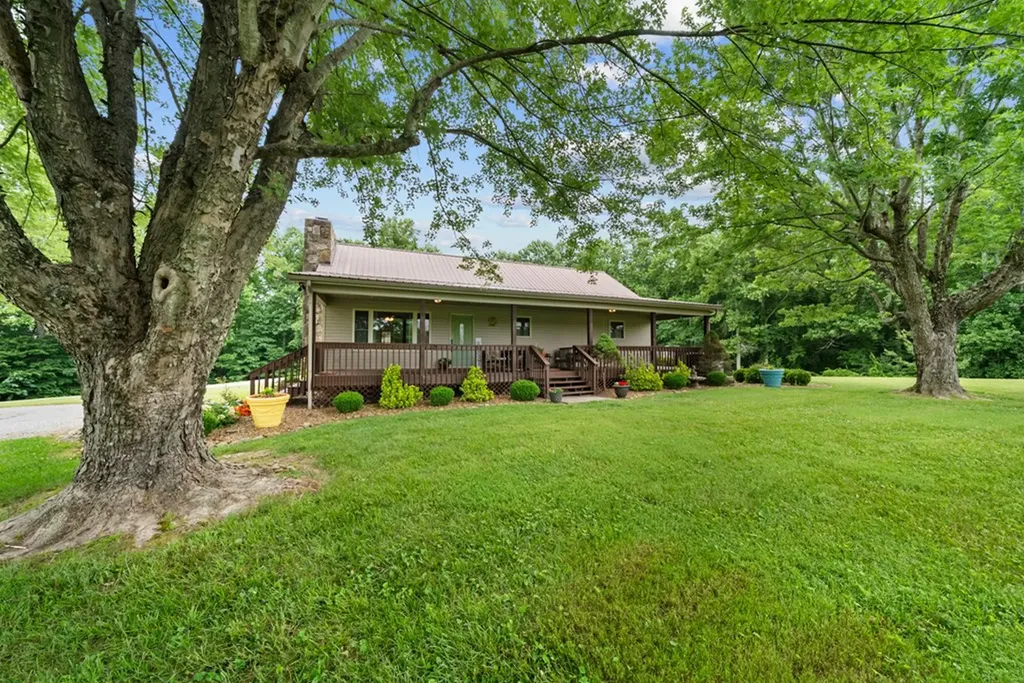 600 Dave Garrett Road Crossville TN 38571