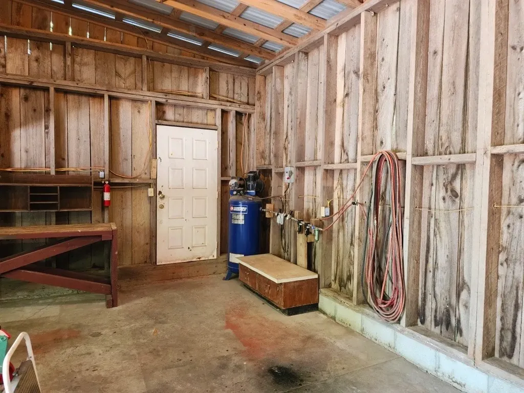 2780 Leatherwood Ford Road Jamestown TN 38556