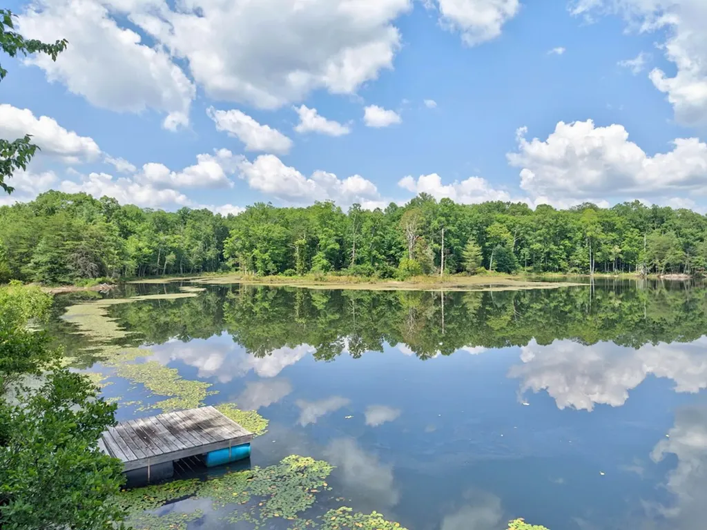 36ACRES Kentucky Drive Crossville TN 38572