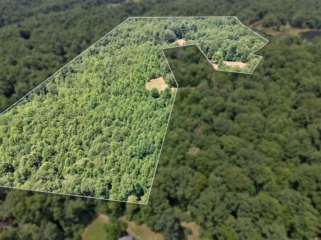 36ACRES Kentucky Drive Crossville TN 38572