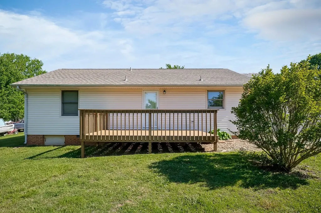 3422 W Southmeade Cookeville TN 38506