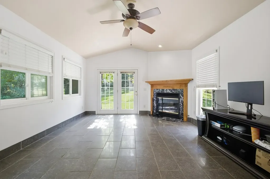 10647 Hwy 127 N Crossville TN 38571