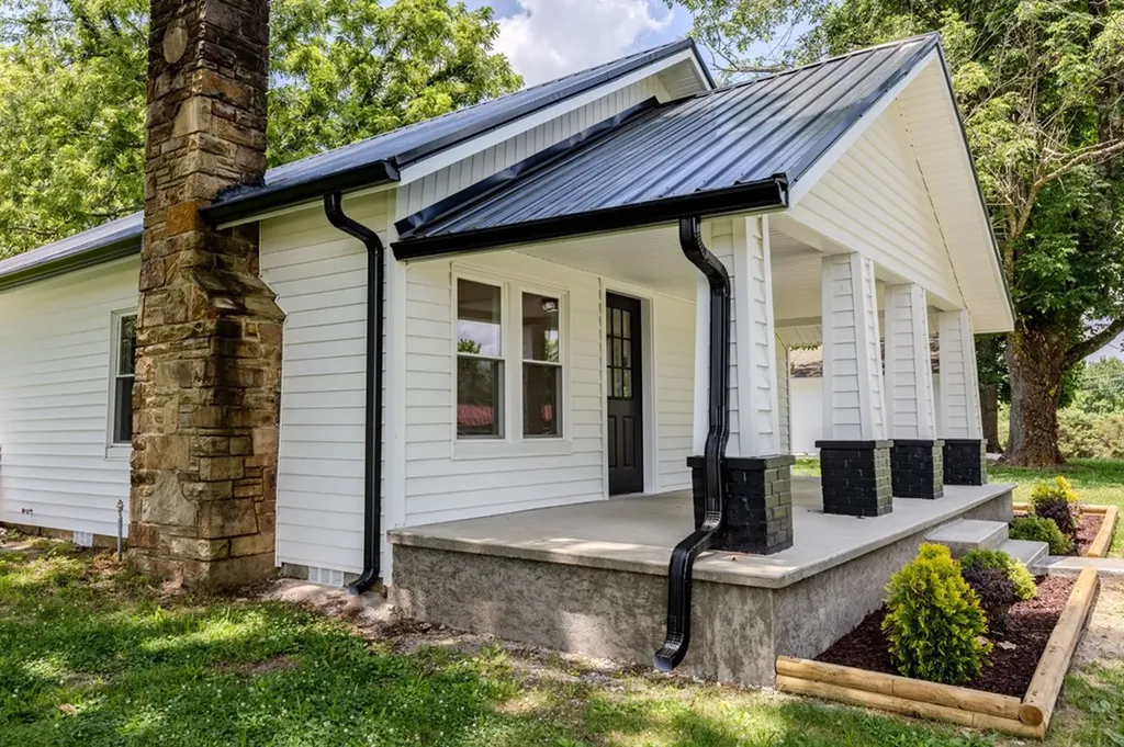 334 N Robin Hood Road Doyle TN 38559