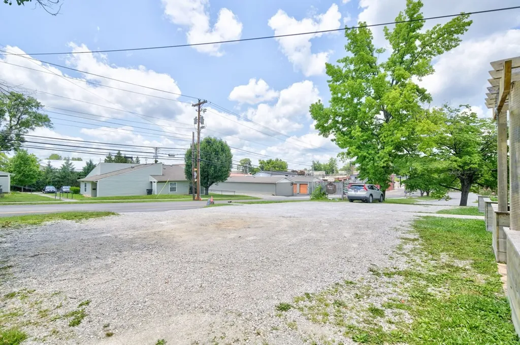136 S Walnut Cookeville TN 38501