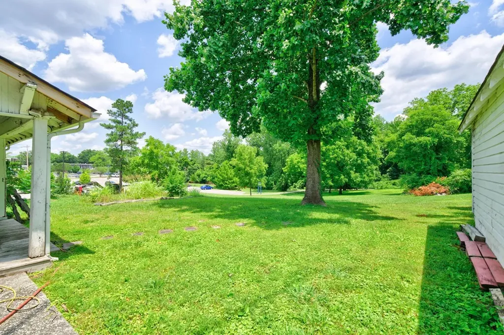 136 S Walnut Cookeville TN 38501
