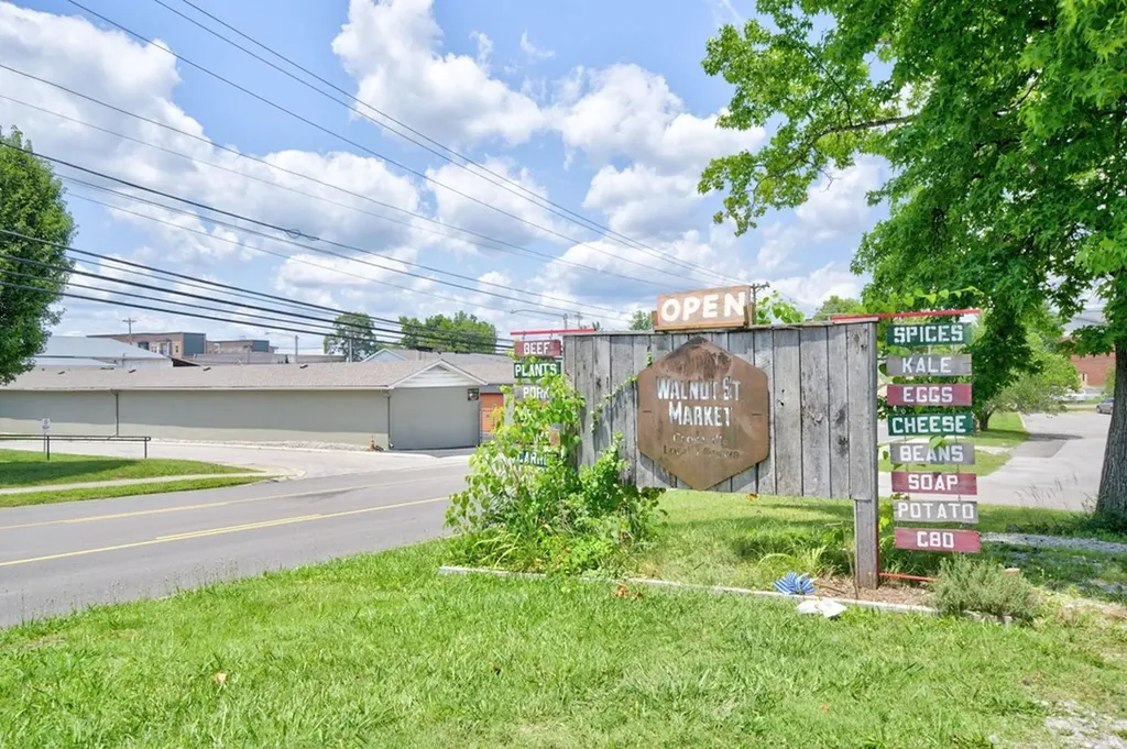 136 S Walnut Cookeville TN 38501
