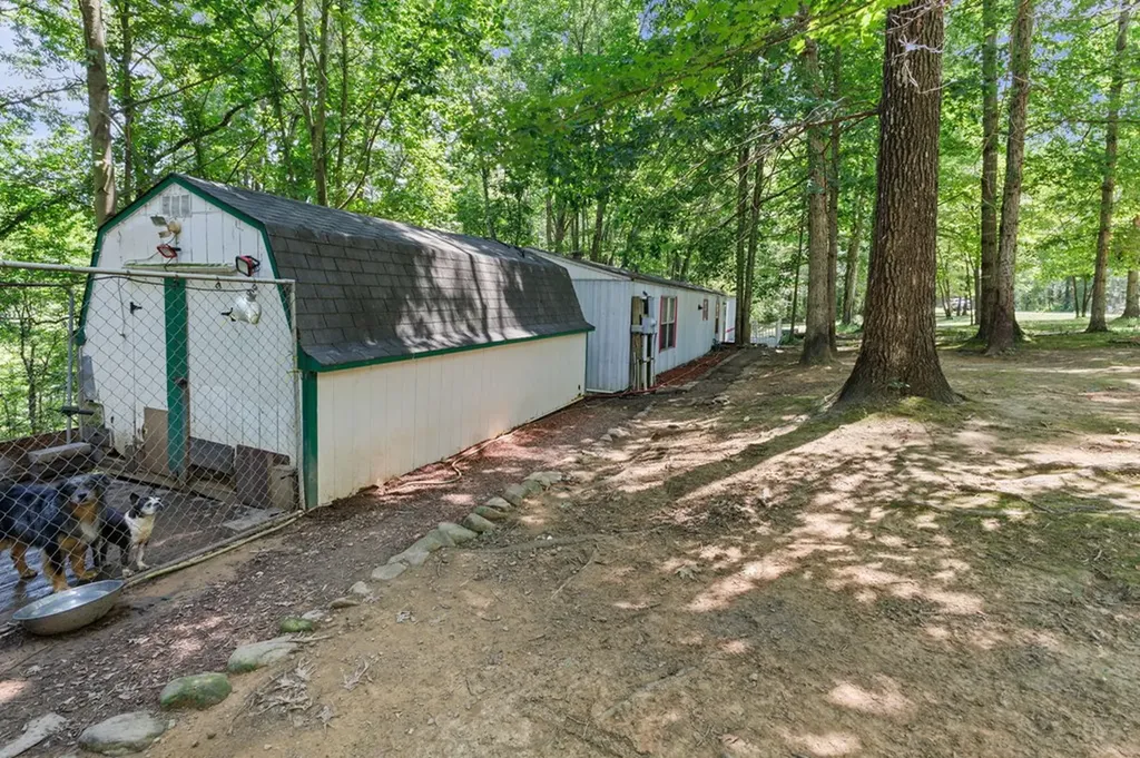 1305 Grivers Chapel Road Rockwood TN 37854