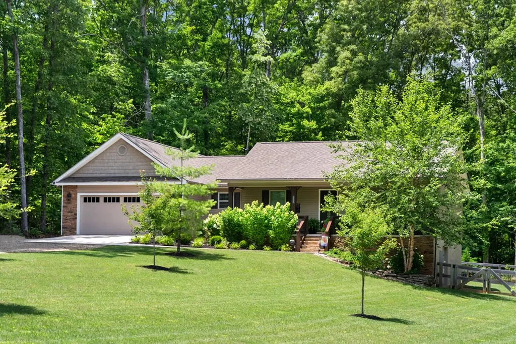 4117 Chica Road Crossville TN 38572