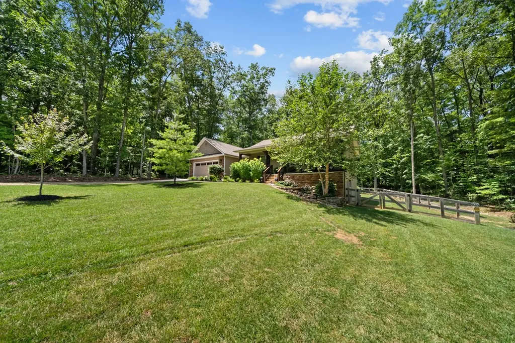 4117 Chica Road Crossville TN 38572