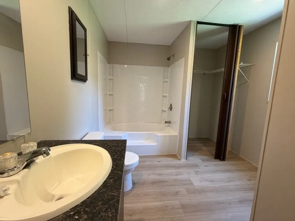 599 New Hope Road Celina TN 38551