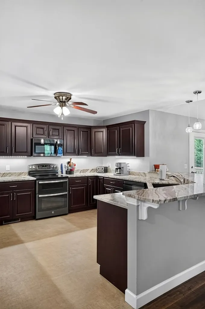 144 Windsor Road Crossville TN 38558