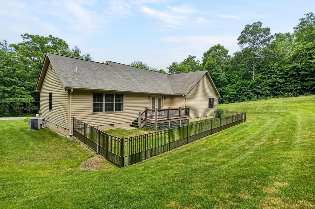 144 Windsor Road Crossville TN 38558