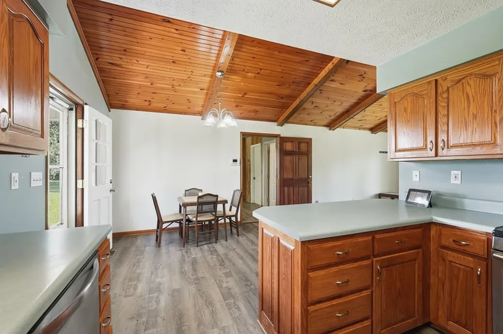 8607 Crossville Highway Sparta TN 38583
