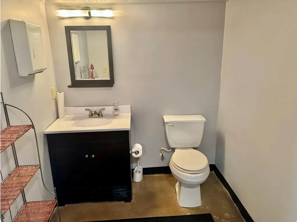 107 S Washington Cookeville TN 38501