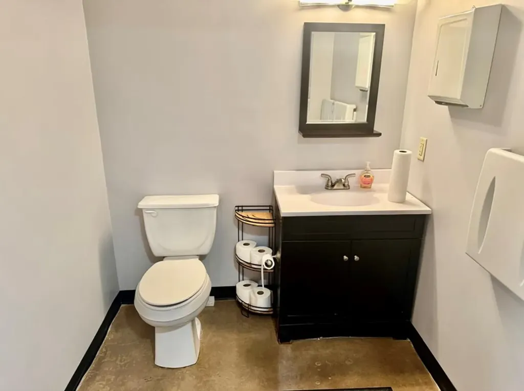 107 S Washington Cookeville TN 38501