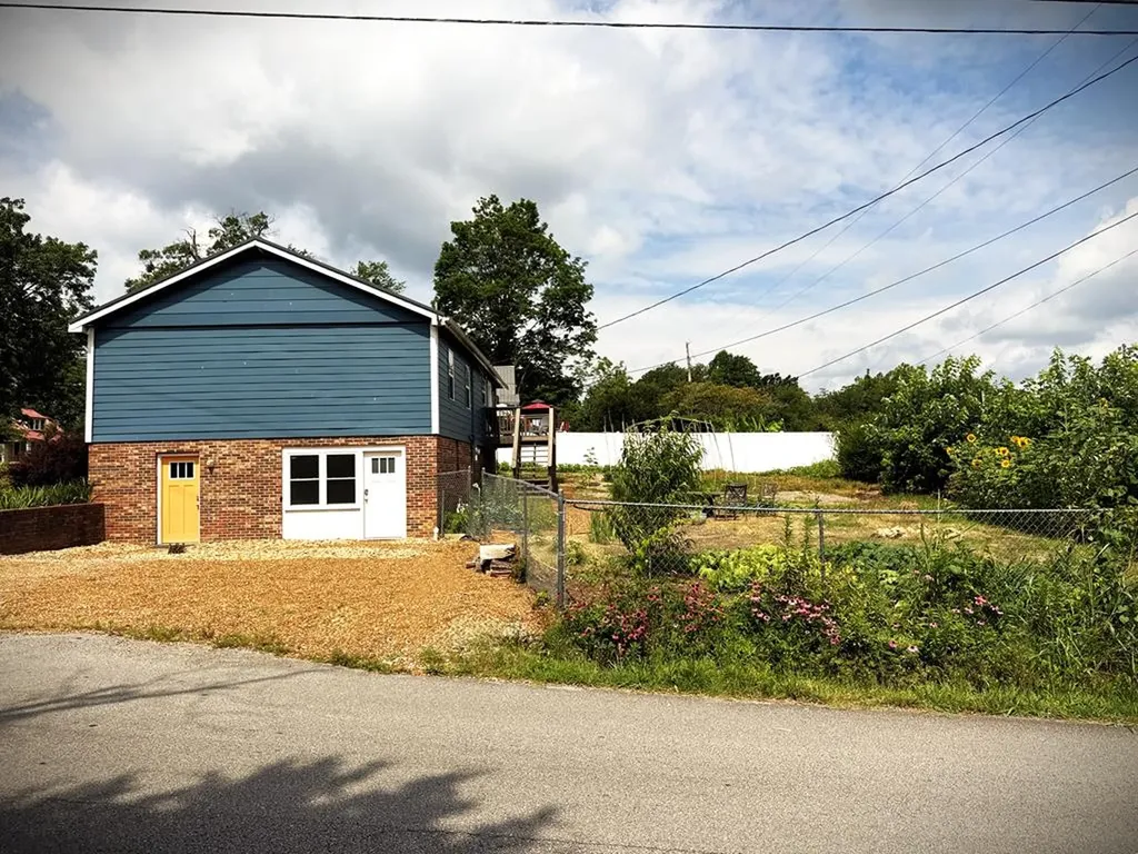 298 E Jere Whitson Road Cookeville TN 38501