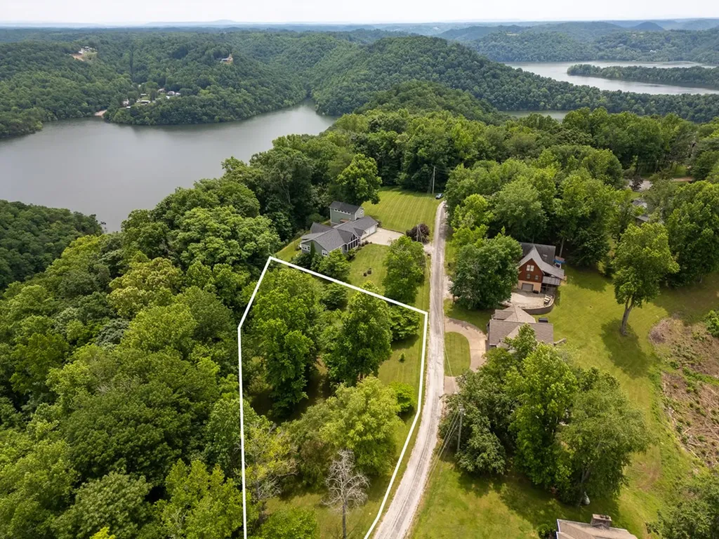 1 Lafever Ridge Road Silver Point TN 38582