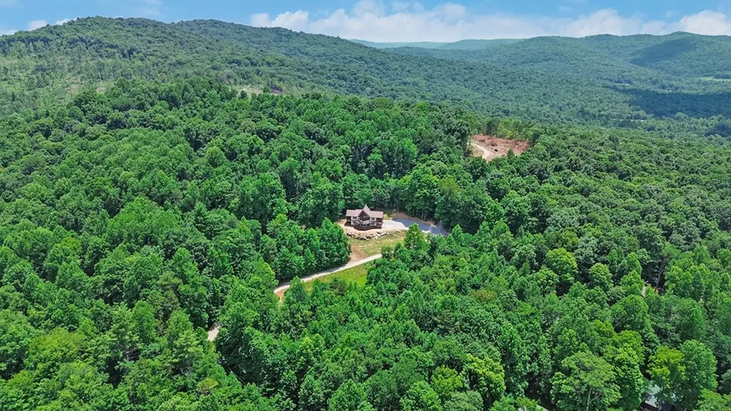 517 Big Sky Road Jamestown TN 38556