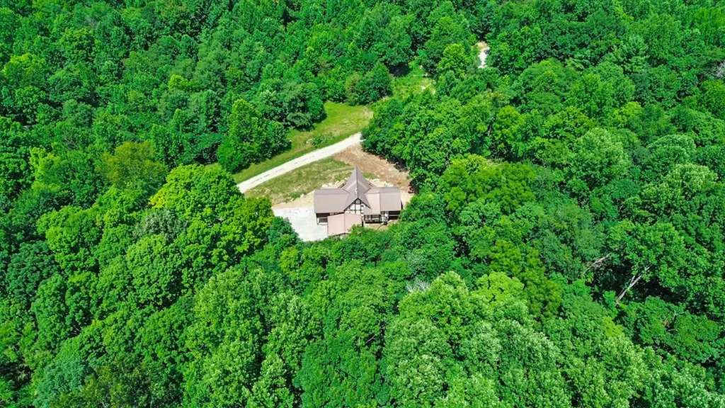 517 Big Sky Road Jamestown TN 38556