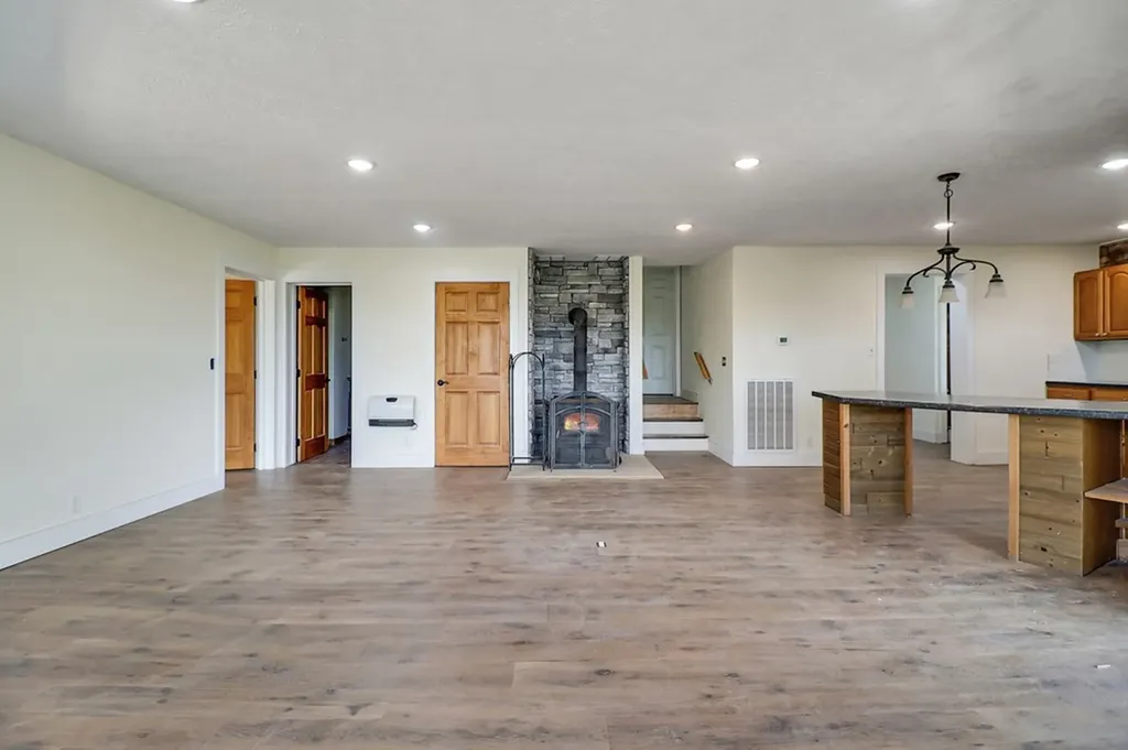 517 Big Sky Road Jamestown TN 38556