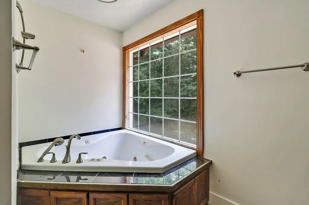 517 Big Sky Road Jamestown TN 38556