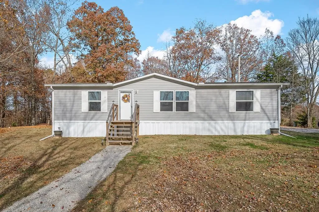 5838 Bell Road Cookeville TN 38506