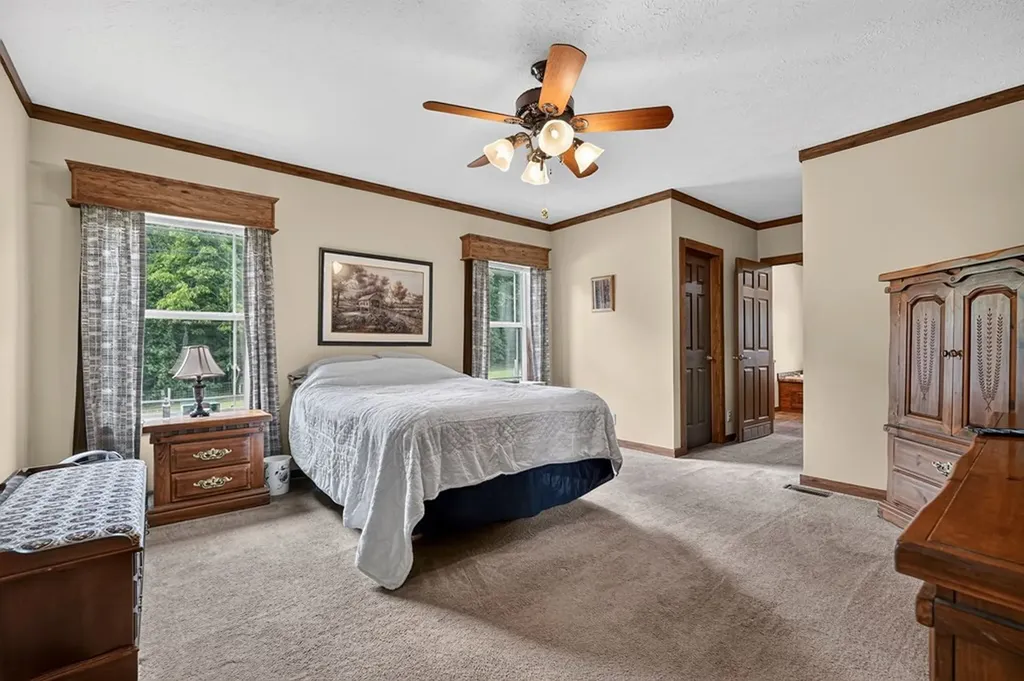 295 Narrow Way Crossville TN 38572
