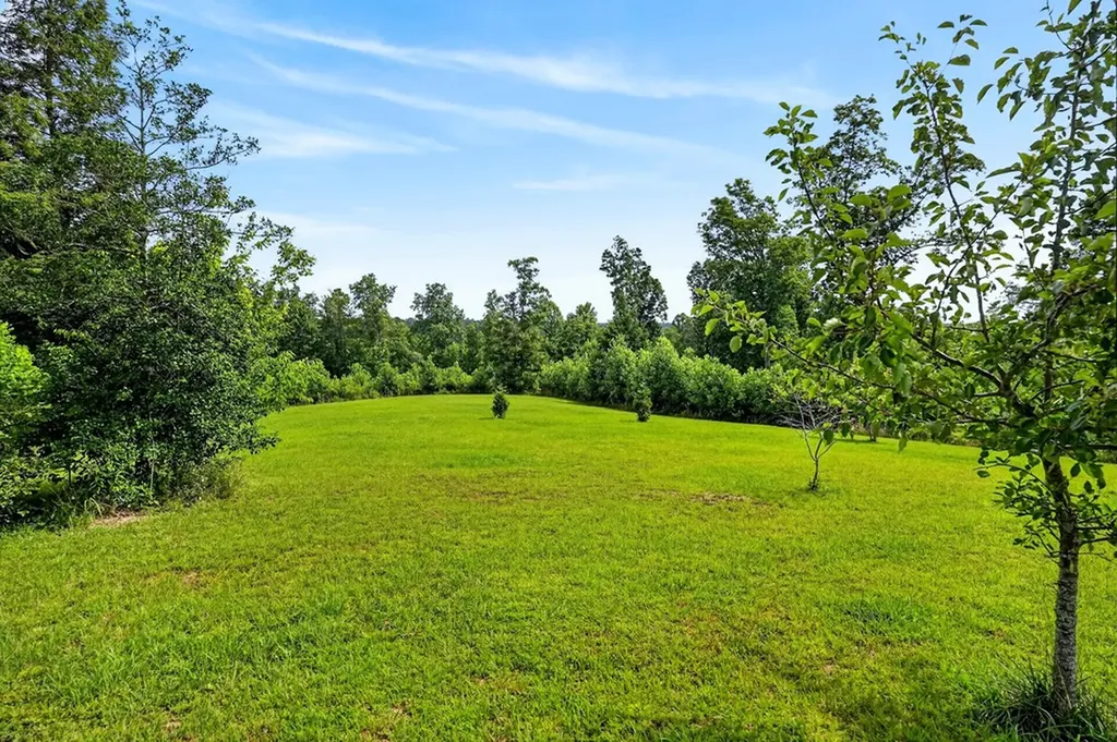 295 Narrow Way Crossville TN 38572