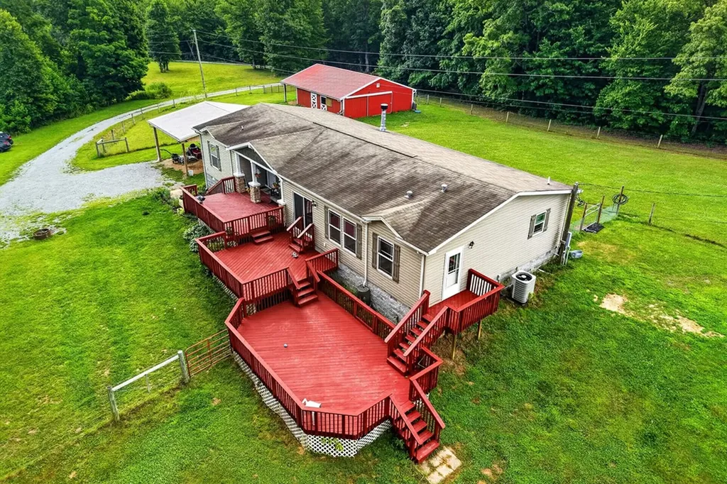 295 Narrow Way Crossville TN 38572