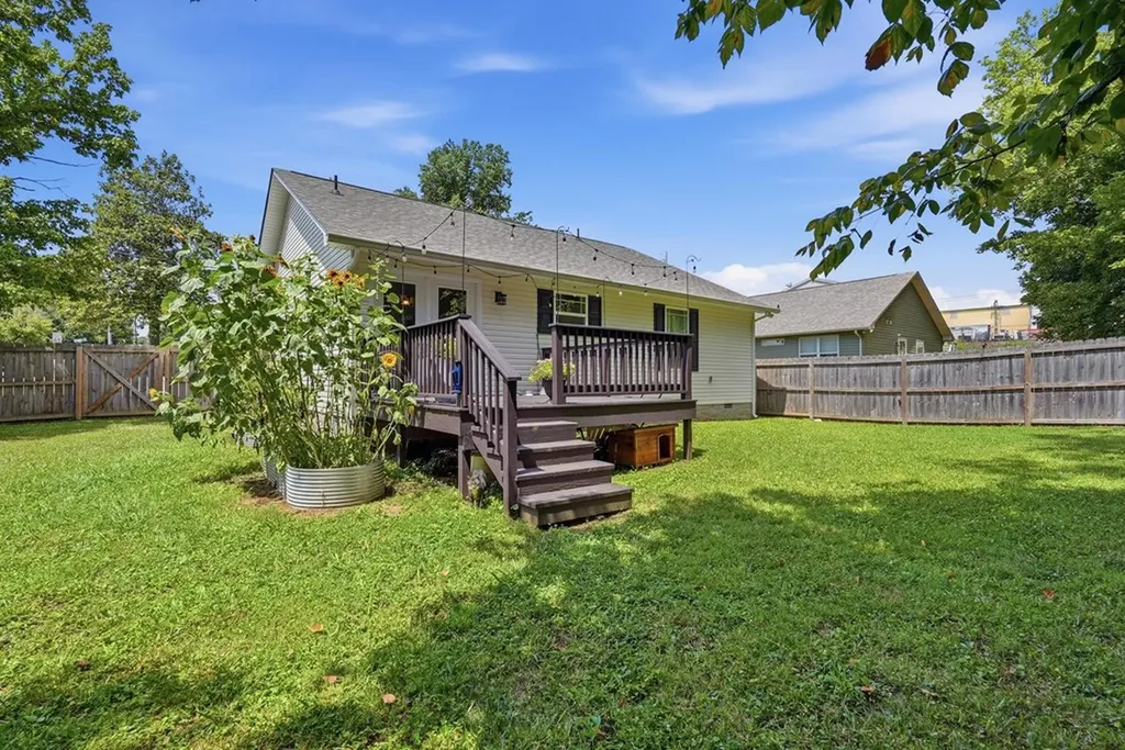 140 Carson Street Sparta TN 38583