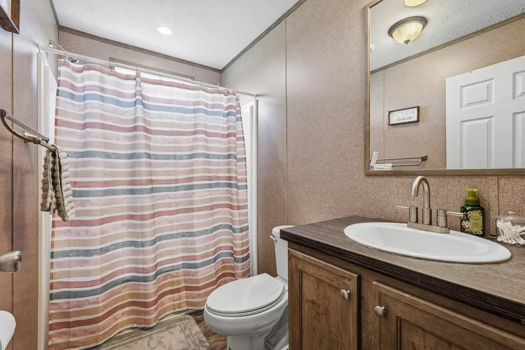 139 Falls View Road Sparta TN 353