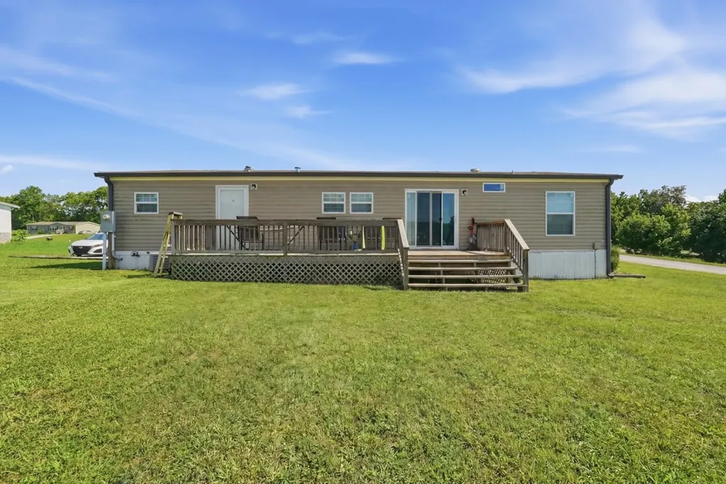 139 Falls View Road Sparta TN 353