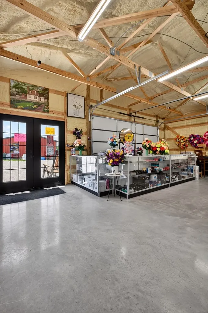 14706 Old Kentucky Road Sparta TN 38583