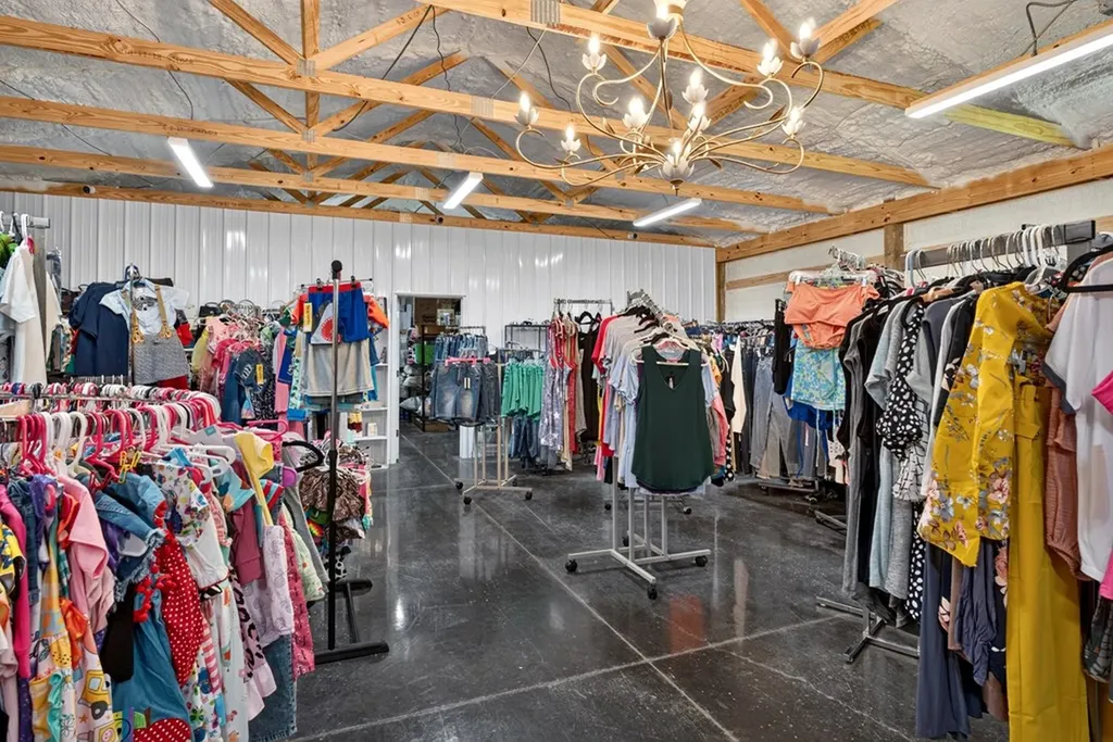 14706 Old Kentucky Road Sparta TN 38583