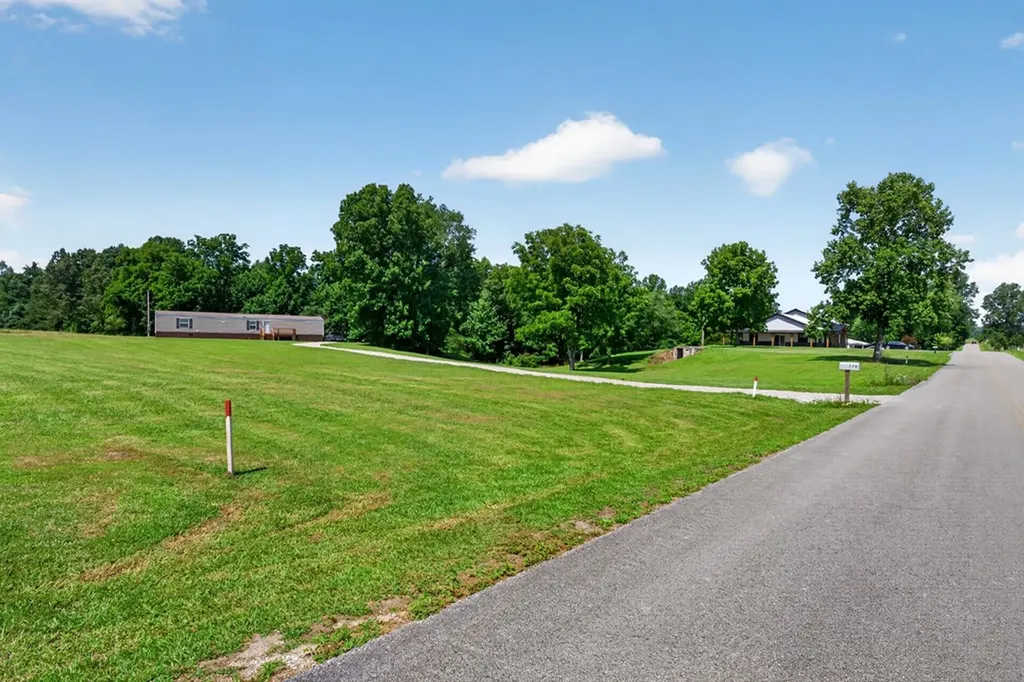 8 Ac Eastport Dock Road Monroe TN 38573