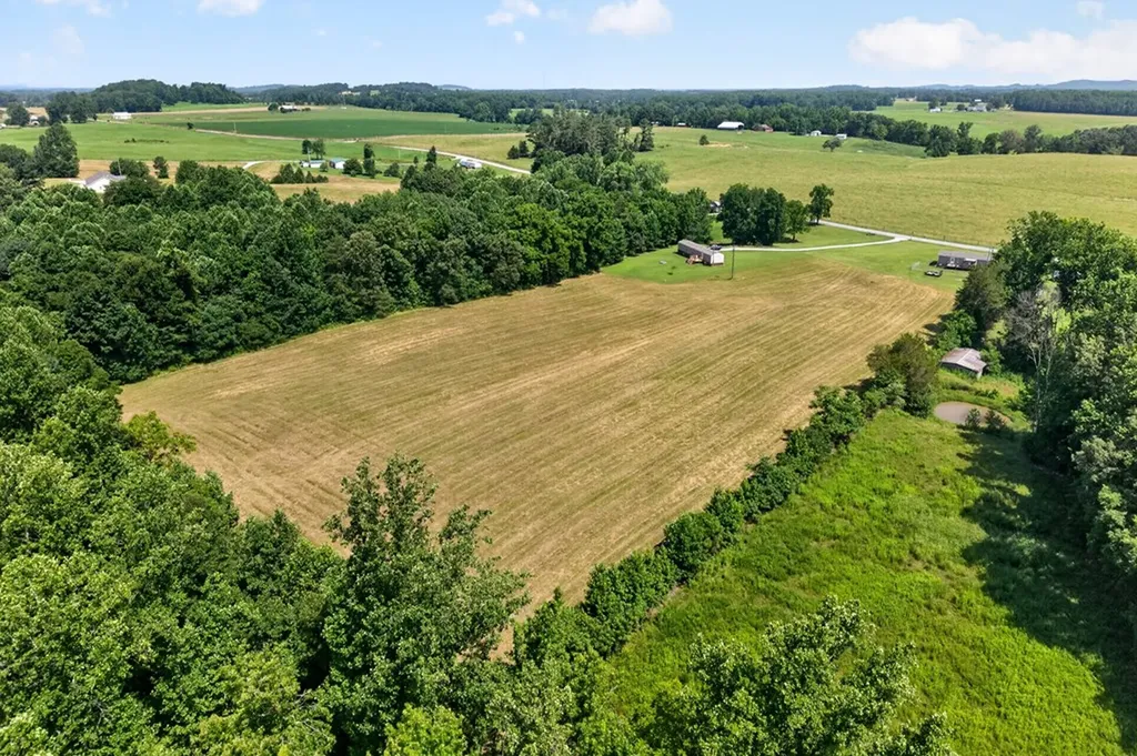 8 Ac Eastport Dock Road Monroe TN 38573