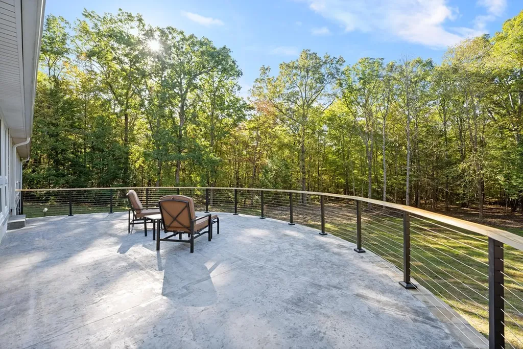 303 303 Cumberland Cove Road Monterey TN 38574
