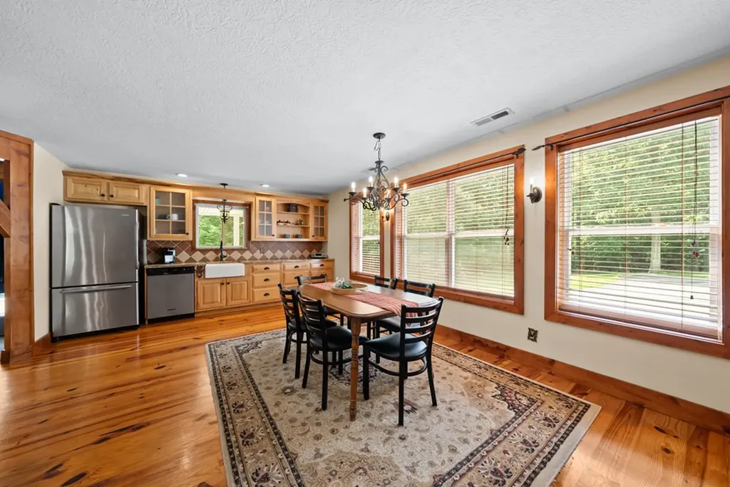 303 303 Cumberland Cove Road Monterey TN 38574