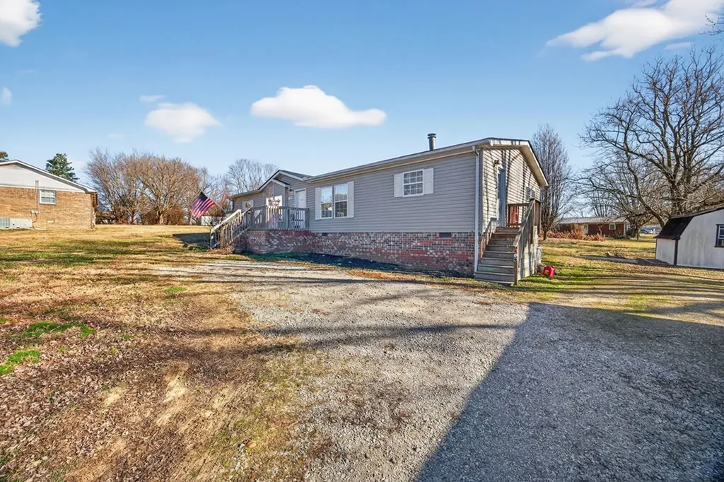 308 Allens Chapel Road Smithville TN 37166